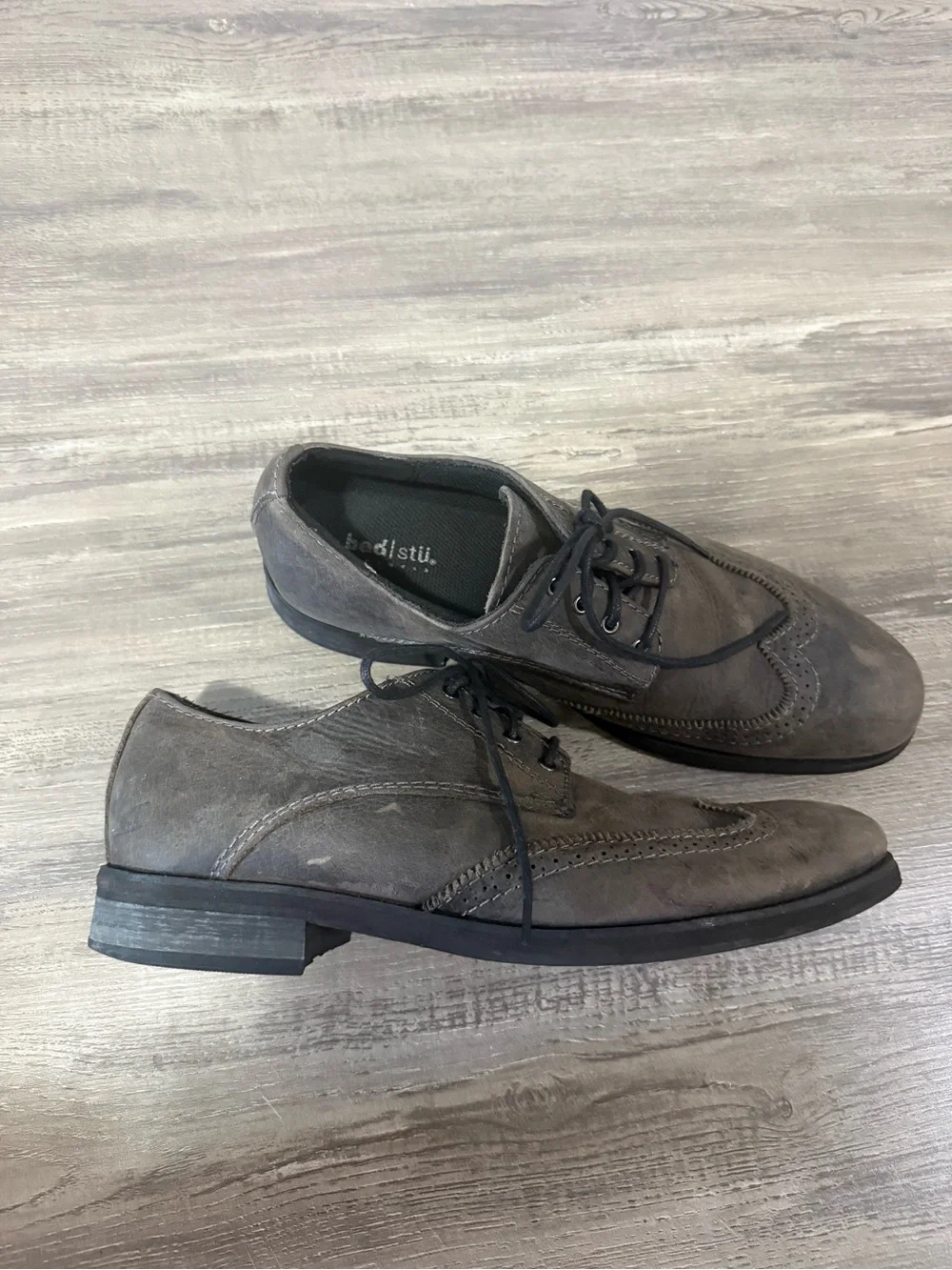 Bed|Stu Larino Wingtip Oxford Gray Suede Lace-Up Dress Shoes